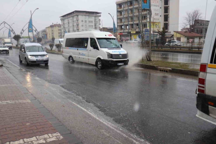 Malatya’da Sağanak Etkili Oluyor