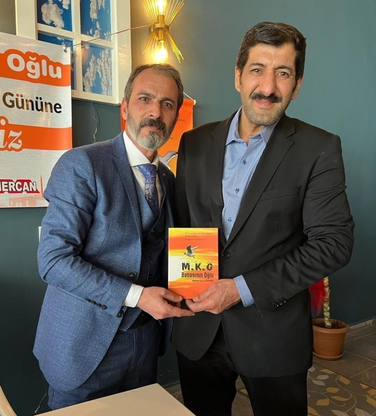 Yazar Ekrem Arpak Adıyaman’da İmza Günü Düzenledi