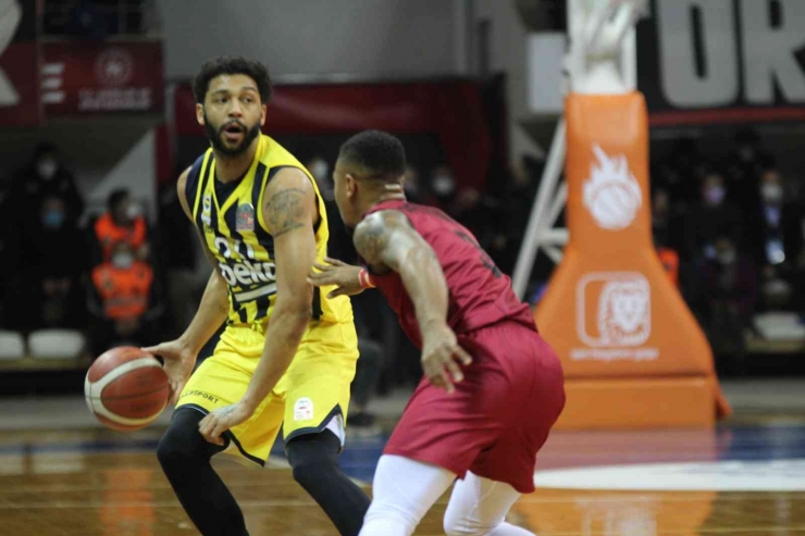 Ing Basketbol Süper Ligi: Gaziantep Basketbol: 70 - Fenerbahçe Beko: 86