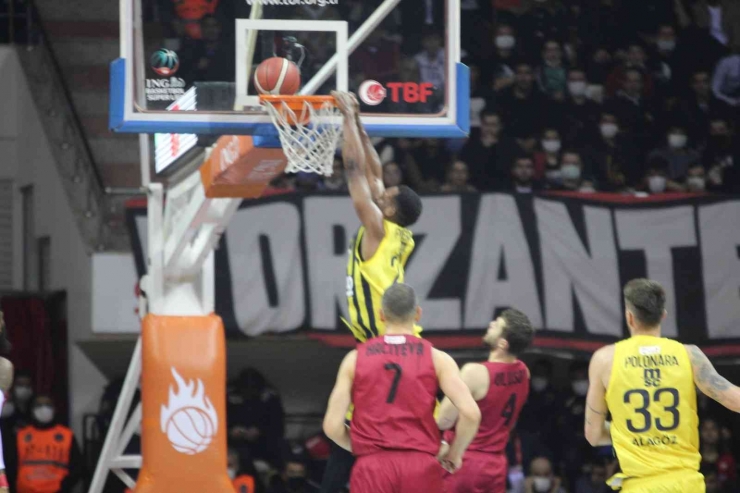 Ing Basketbol Süper Ligi: Gaziantep Basketbol: 70 - Fenerbahçe Beko: 86