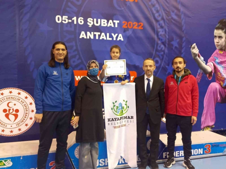 Kayapınarlı Wushu Sporcuları Antalya’dan Ödüllerle Döndü