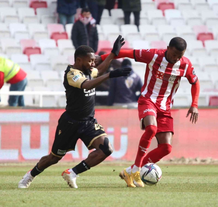 Yeni Malatyaspor Ligin Dibine Demir Attı