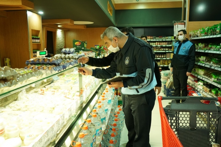 Yeşilyurt Zabıtadan Kdv İndirimi Denetimi