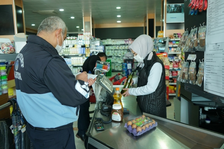 Yeşilyurt Zabıtadan Kdv İndirimi Denetimi