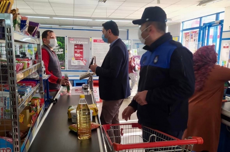 Zabıta Ve Ticaret Müdürlüğü Ekiplerinden Fiyat Denetimi