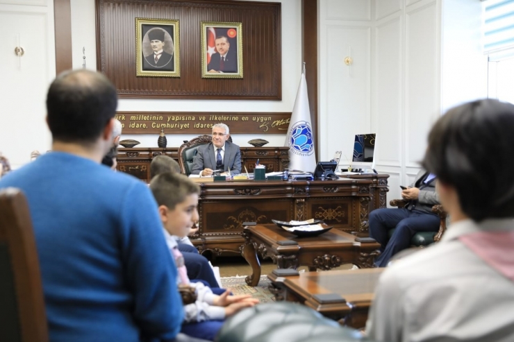 İzcilerden Başkan Güder’e Ziyaret