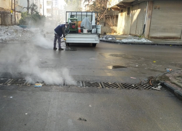 Gaziantep’te Haşere İle Mücadele Devam Ediyor