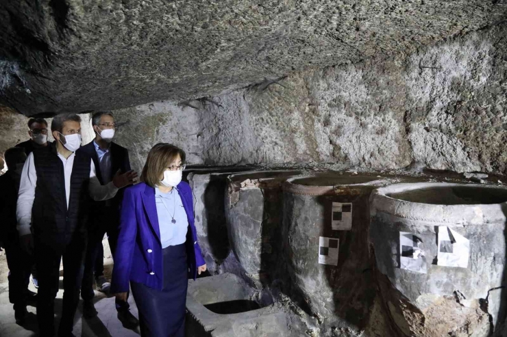 Gaziantep Büyükşehir, Tarihi Tabak Hamamı’nı Hizmete Açmak İçin Düğmeye Bastı