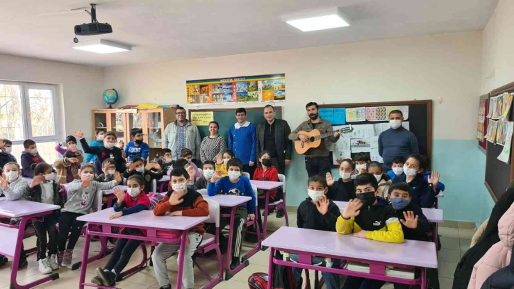 Malatya Büyükşehir’in Şehir Tiyatrosu Etkinliklerine Devam Ediyor