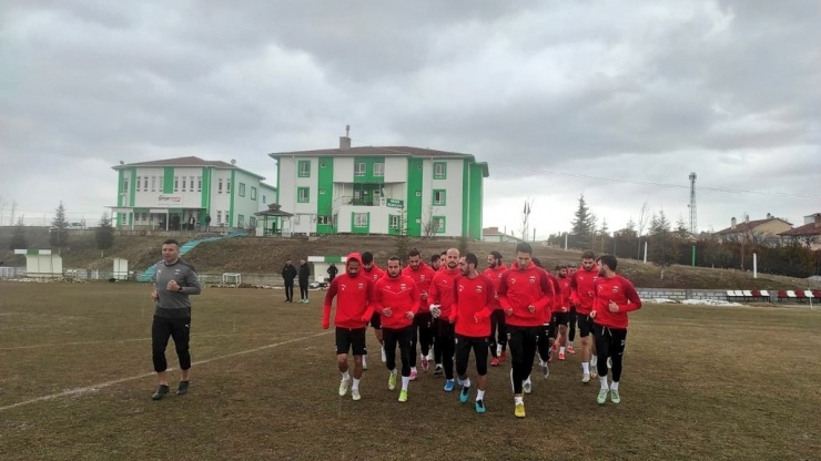 Diyarbekirspor Kötü Gidişe Çare Arıyor