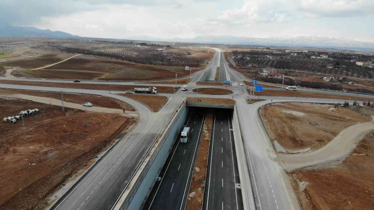 Malatya Kuzey Çevreyolu’nda 26,5 Kilometrelik Kısım Trafiğe Açıldı