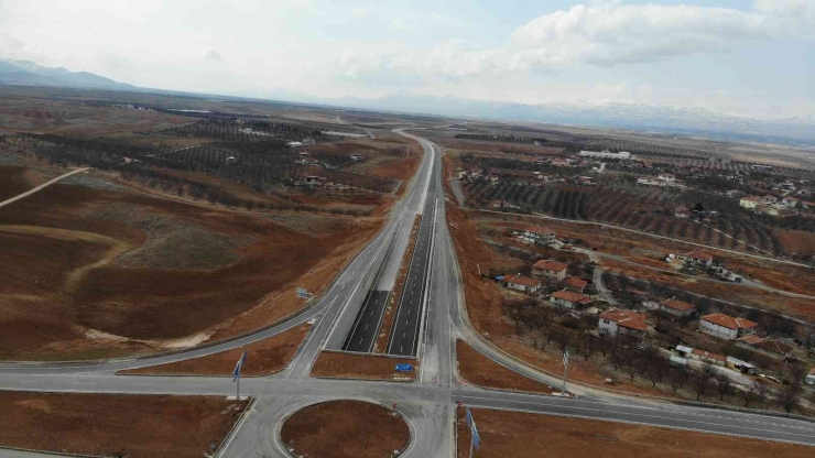 Malatya Kuzey Çevreyolu’nda 26,5 Kilometrelik Kısım Trafiğe Açıldı