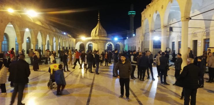 Balıklıgöl’de Miraç Kandili Yoğunluğu