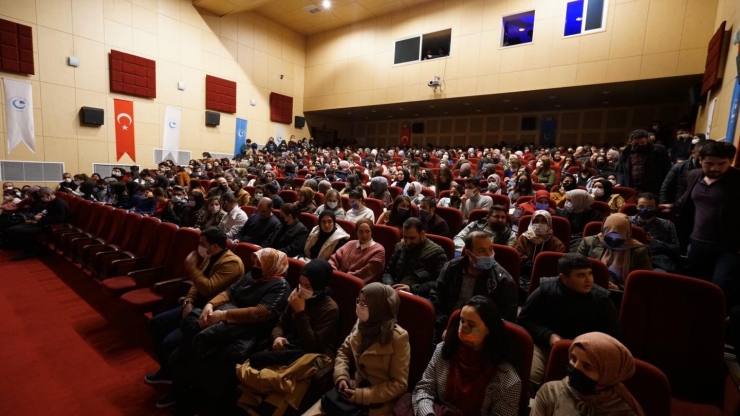 ’definename’ Yoğun İlgi Gördü