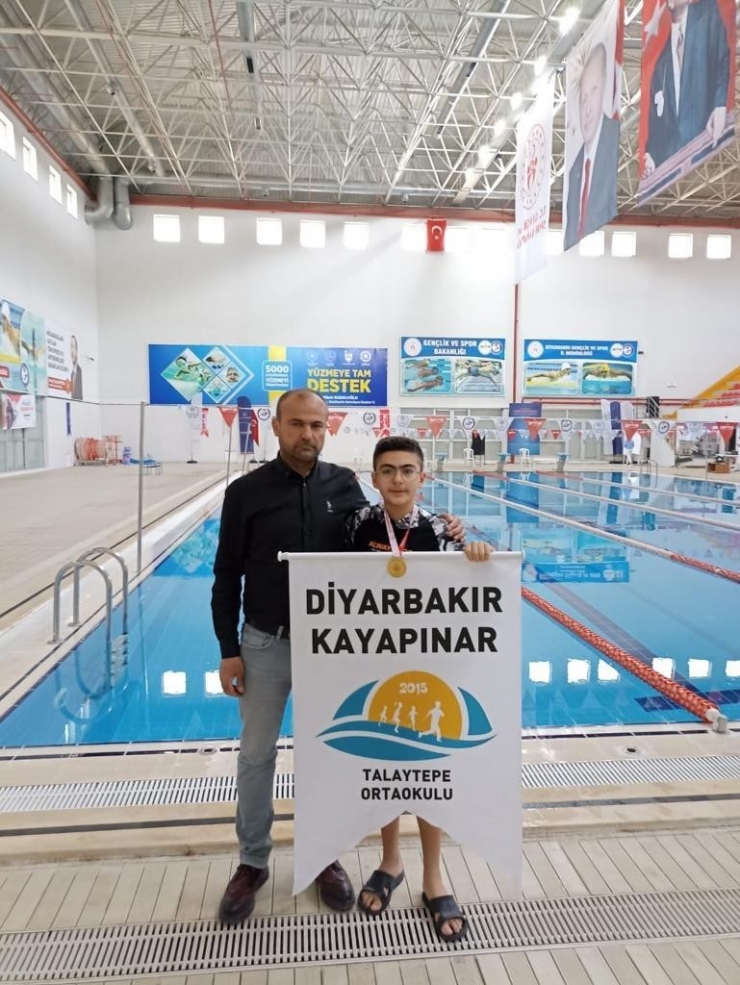 Diyarbakır’da Yüzme Yarışmaları Tamamlandı