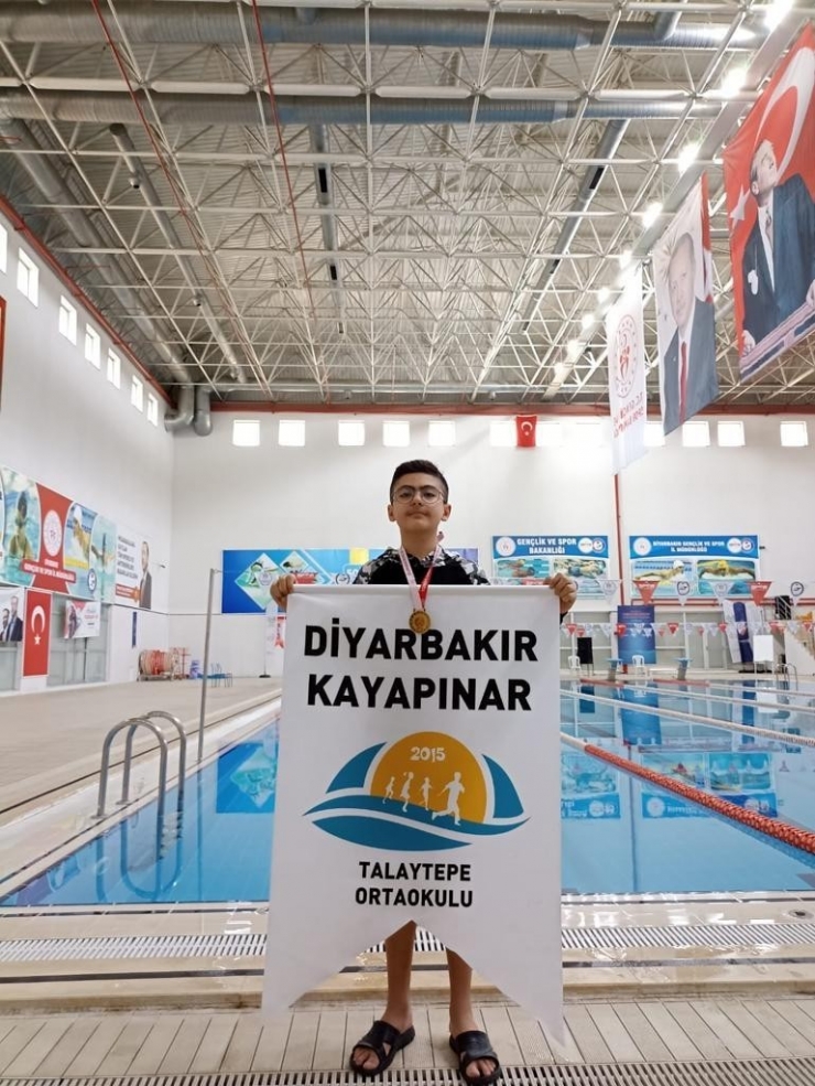 Diyarbakır’da Yüzme Yarışmaları Tamamlandı