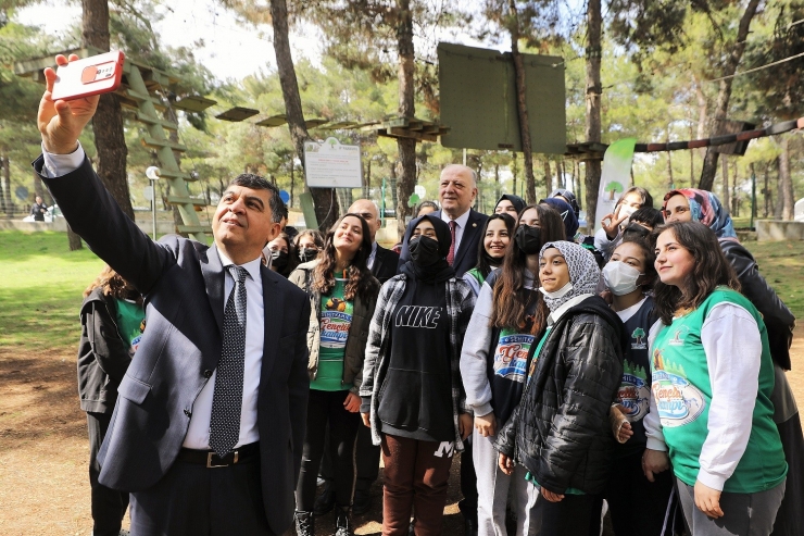 Milletvekili Koçer İle Fadıloğlu Gençlerle Buluştu