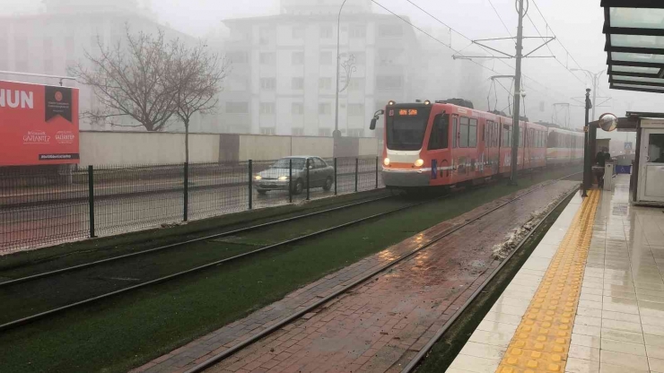 Gaziantep’te Yoğun Sis Etkili Oldu