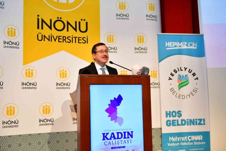 Yerel Yönetimler Ve Kadın Çalıştayı Düzenlendi
