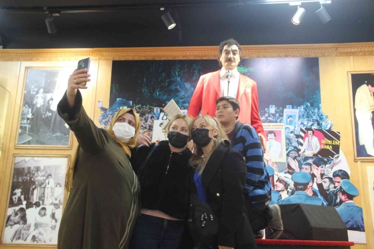 ’müslüm Baba’ Memleketi Şanlıurfa’da Unutulmadı
