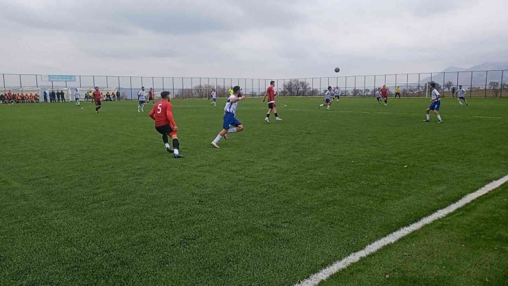 Dicle Gençlikspor, Diyarbakır Adaletspor’u 3 -2 Yendi