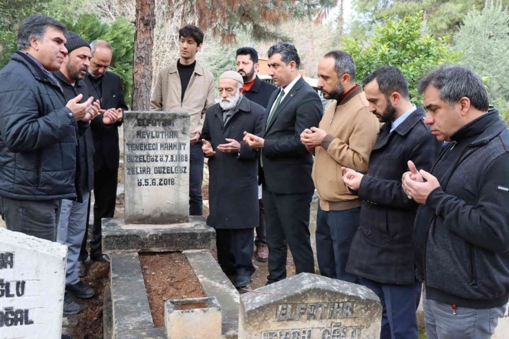 Gazelhan Tenekeci Mahmut Mezarı Başında Anıldı