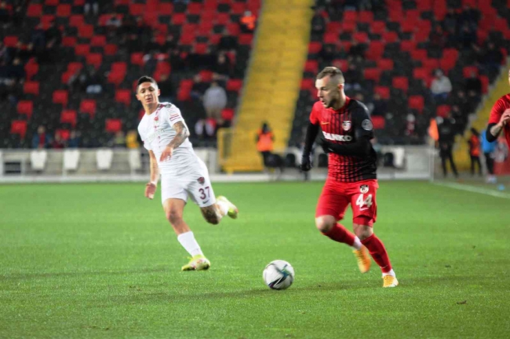 Spor Toto Süper Lig: Gaziantep Fk: 1 - Hatayspor: 2 (ilk Yarı)