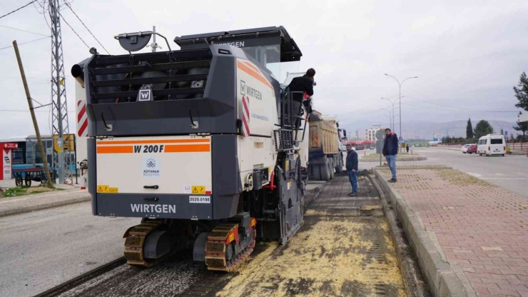 Hastane Yolu Yenileniyor