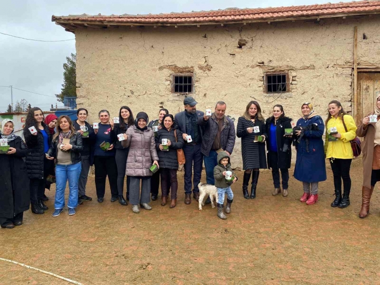 Akın, Kadın Yetiştiricilerle Buluştu