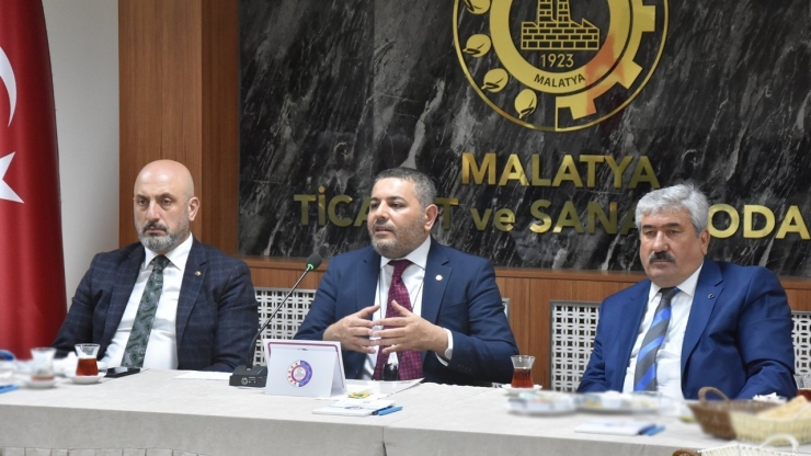 Malatya Tso’da Hafriyatçı Ve İş Makinecilerin Sorunları Konuşuldu