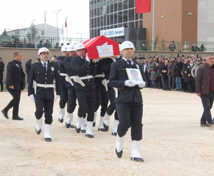 Şehit Polis Memuru Memleketi Gaziantep’te Gözyaşlarıyla Defnedildi