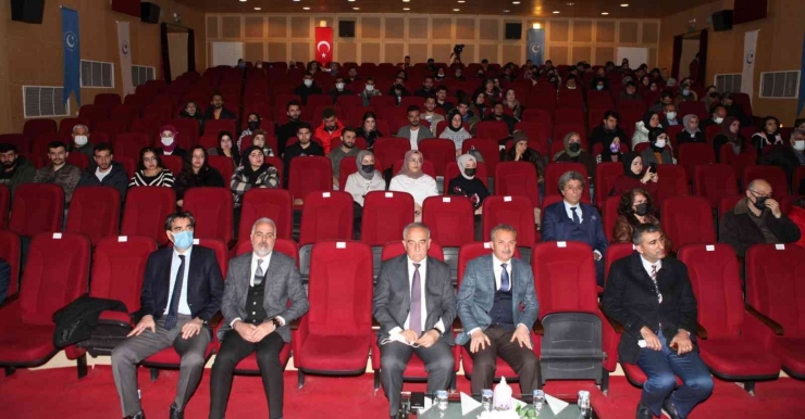 Üniversitede İstiklal Marşı’nın Kabulü Programı Düzenlendi