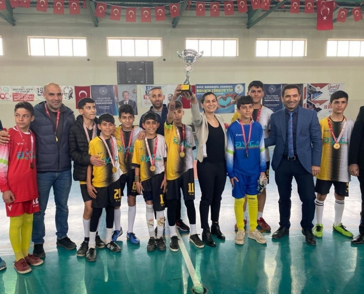 Çınar’da Futsal Heyecanı Tamamlandı