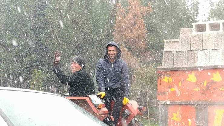 Şanlıurfa’da Kar Sevinci