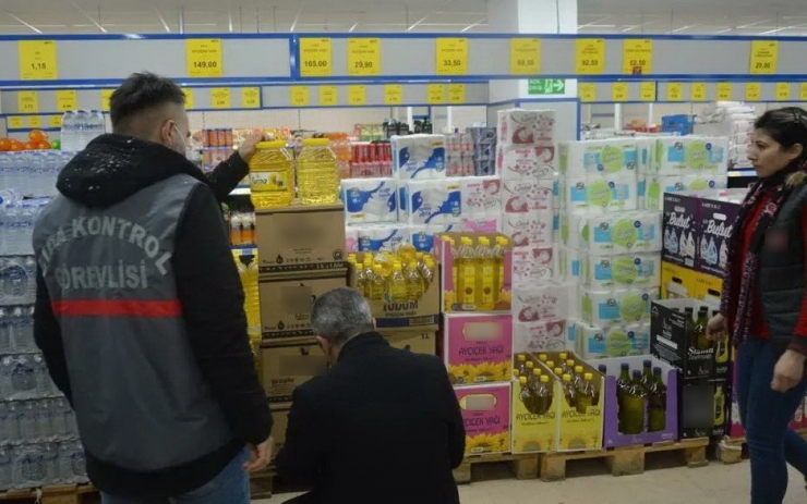 Çelikhan’da Marketlerde Yağ, Fahiş Fiyat Ve Stok Denetimi