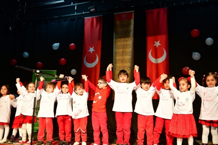 Yeşilyurt Belediyesi Erdem Okulu Öğrencilerinin ‘istiklal Marşı’ Etkinliği Büyük Beğeni Topladı