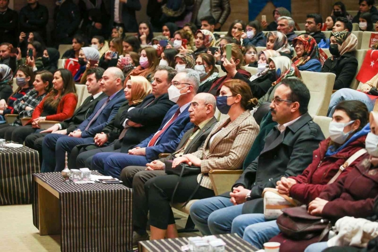 Gaziantep’te Çanakkale Şehitleri Anıldı