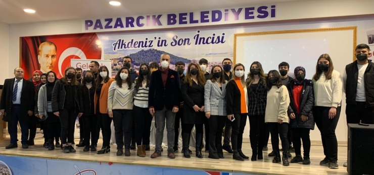 Sanko Üniversitesi Akademisyenleri Pazarcık’ta Öğrencilerle Buluştu