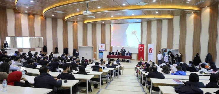 Gaün’de Kurumsal Paylaşım Ve Meslek Tanıtımı Etkinliği