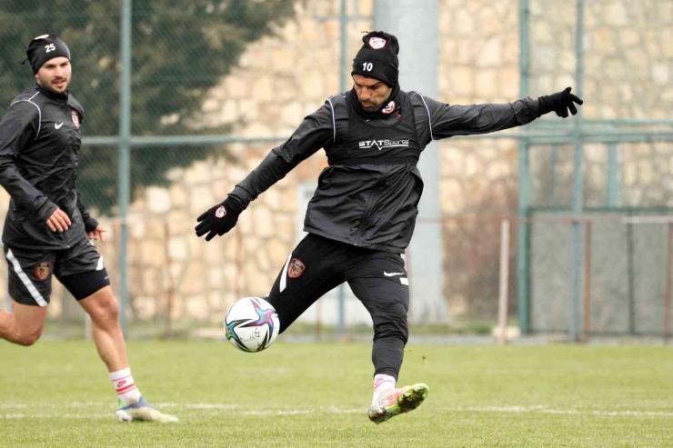 Gaziantep Fk’da Galatasaray Maçı Hazırlıkları Sürüyor