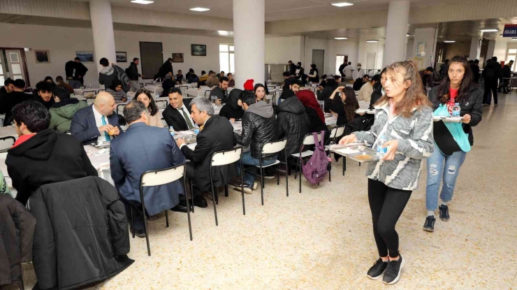 Gaün’de Öğrencilere ‘çanakkale Menüsü’