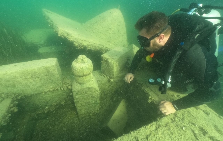 Halfeti’de 2 Bin Yıllık Tarihi Olan Batık Mahalle Turizme Kazandırılıyor