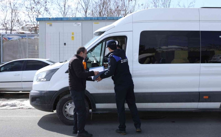 Diyarbakır’da Korsan Taksi Ve Servis Denetimi