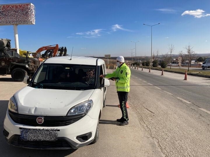 Gaziantep’te 6 Günde 4 Bin 549 Araç Ve Sürücüsüne Ceza Kesildi