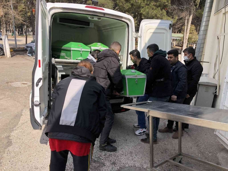 Berber Koltuğunda Öldürülen Genç, Son Yolculuğuna Uğurlandı