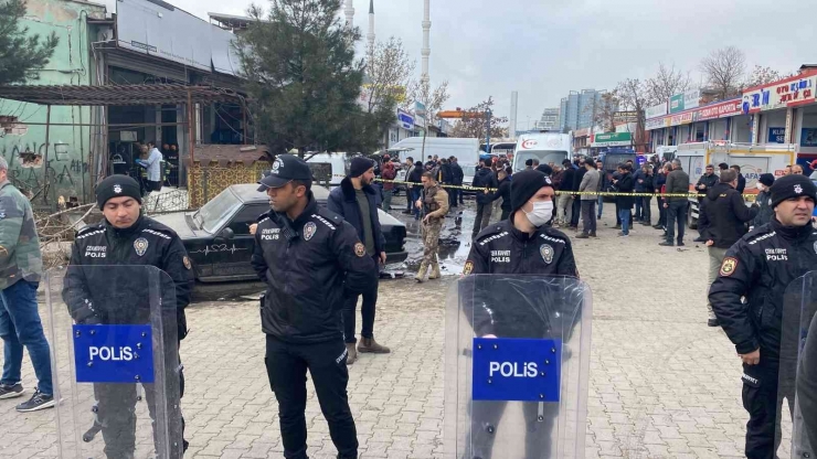 Diyarbakır’daki Patlama Anı Güvenlik Kamerasına Yansıdı