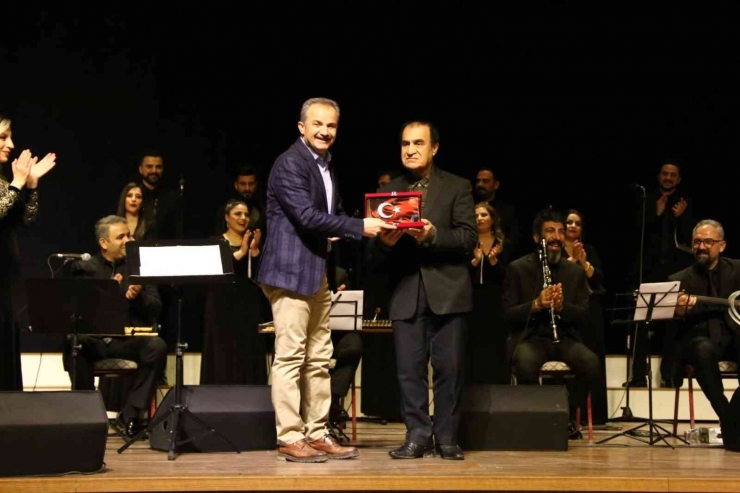 Klasik Türk Müziği Sanatçıları Adıyaman’da Konser Verdi