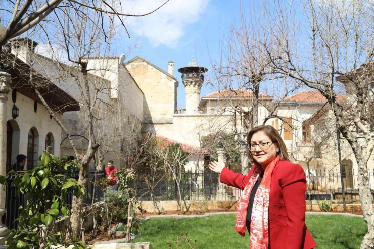 Gaziantep’te Restorasyon Çalışmaları Sürüyor