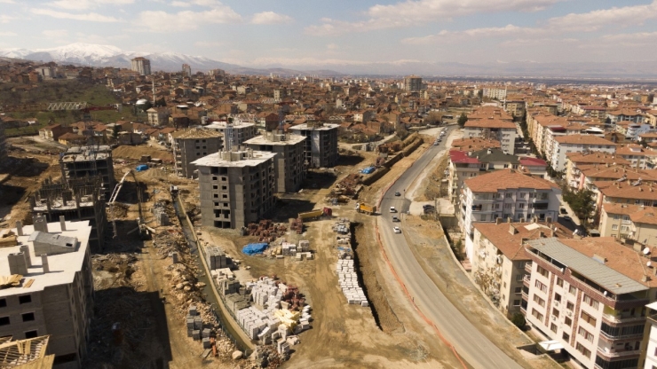 Başkan Gürkan, Güney Kuşak Yolunda İncelemelerde Bulundu