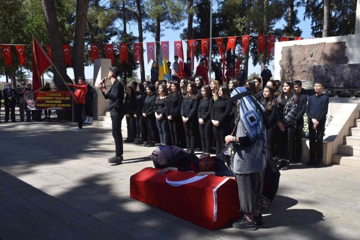 Şahinbey, Şehit Edilişinin 102. Yılı Dönümünde Mezarı Başında Anıldı